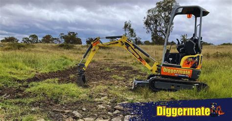 can hours be changed on mini excavator|how many hours on a mini dig.